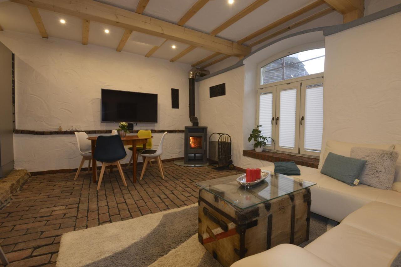 Eifel Kate, Relaxen Mit Sauna Und Whirlpool Dahlem  Екстер'єр фото