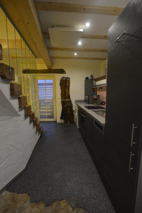 Eifel Kate, Relaxen Mit Sauna Und Whirlpool Dahlem  Екстер'єр фото