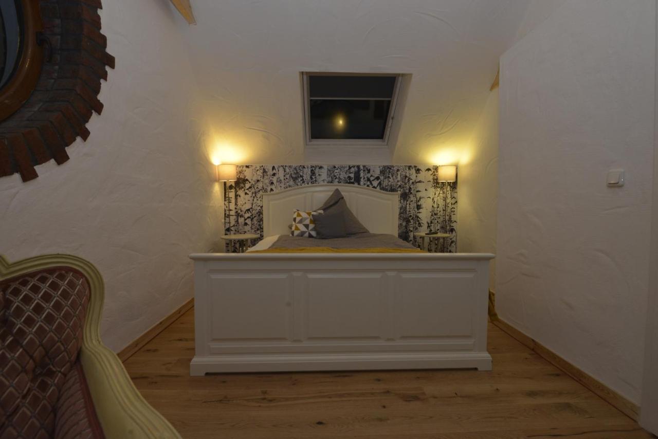 Eifel Kate, Relaxen Mit Sauna Und Whirlpool Dahlem  Екстер'єр фото